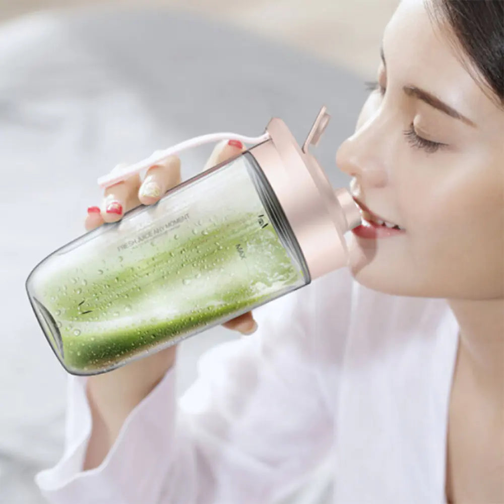 Fruvia™ -  Blend Fresh Juice Anytime, Anywhere